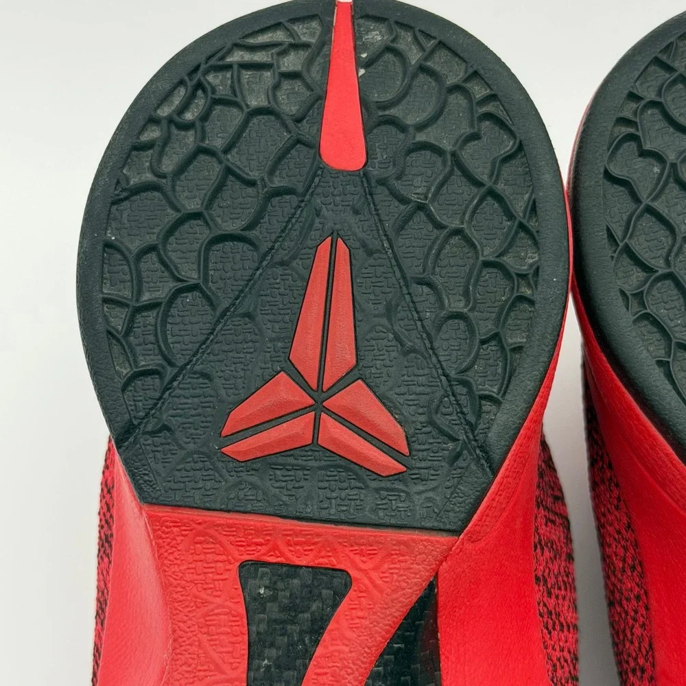 Nike Kobe Venomenon 5‎ University Red Gold 818583-600 Size 10.5 VNDS No box